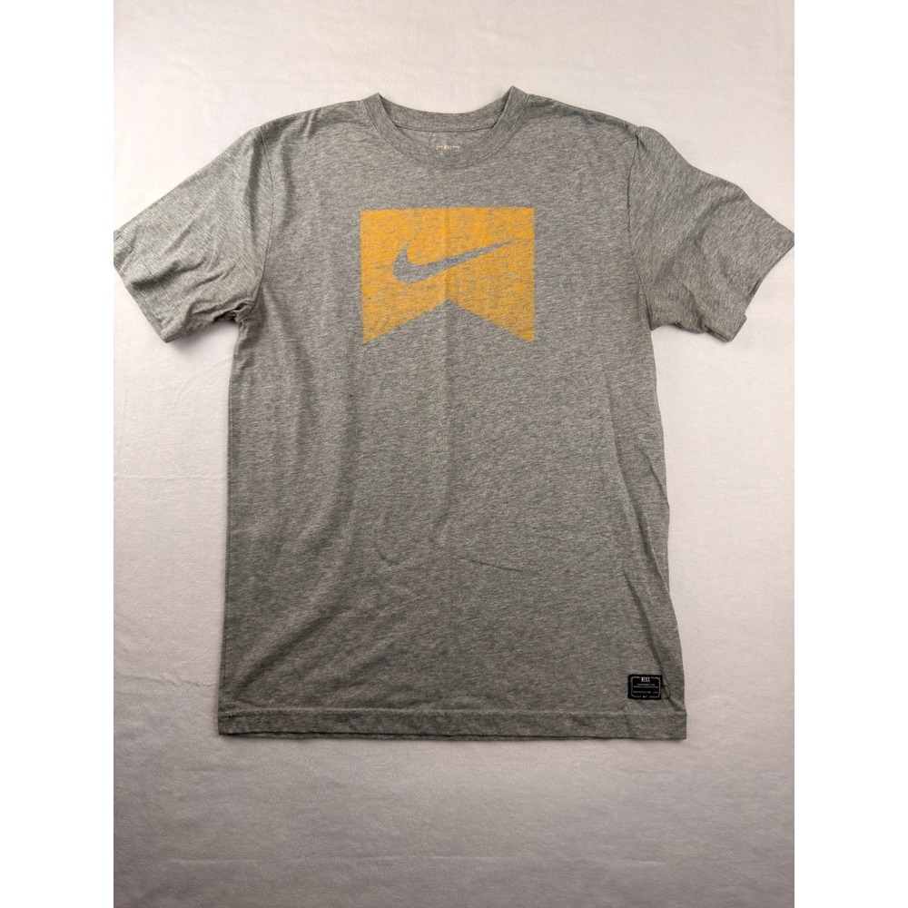 Nike Dri-FIT Mens Gray Orange Graphic Swoosh T-Shirt Medium 541169-066